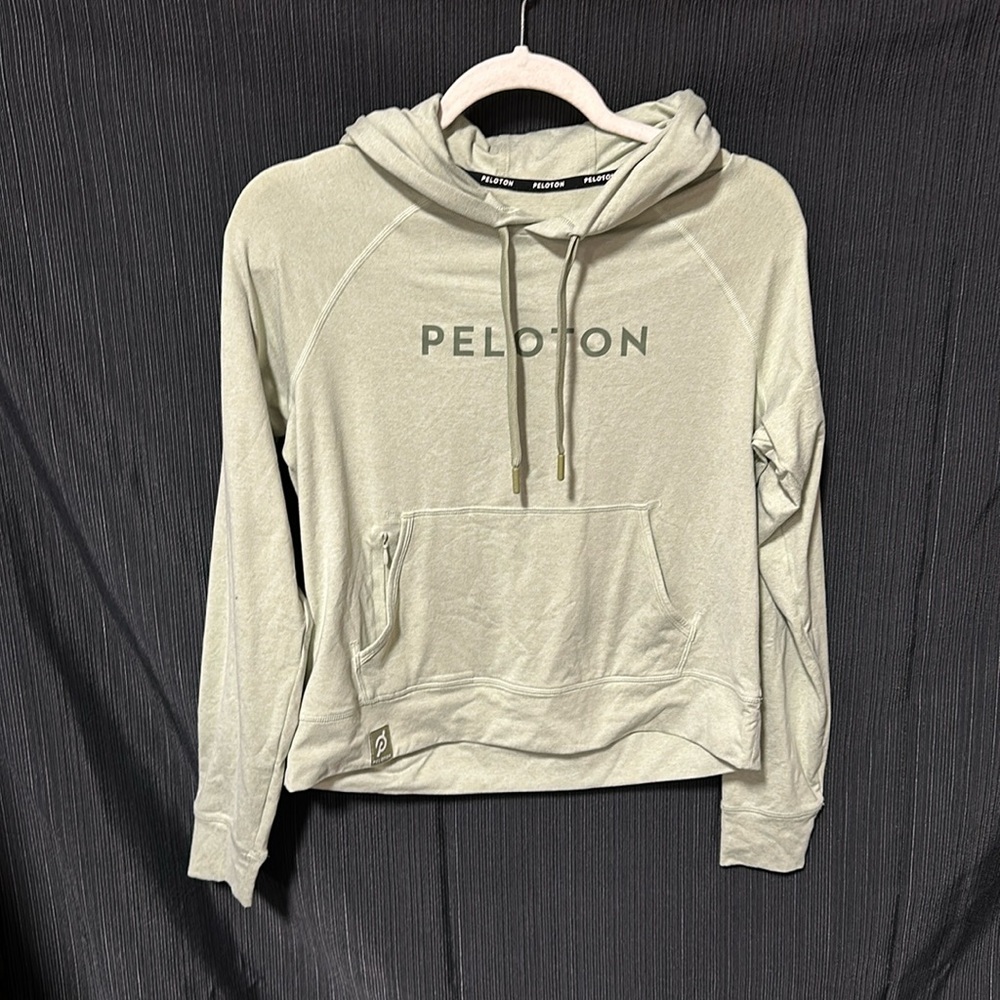 Peloton brand / Sage green hoodie -super soft/ Size S / S-1‎
